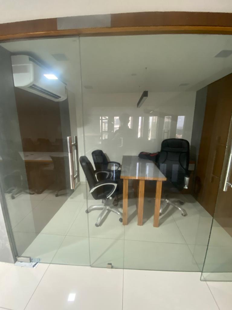 BOSS CABIN (2)